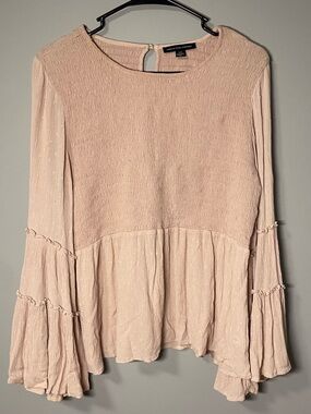 American Eagle Outfitters Women’s Large Pink Smocked Babydoll Top Bell Sleeves